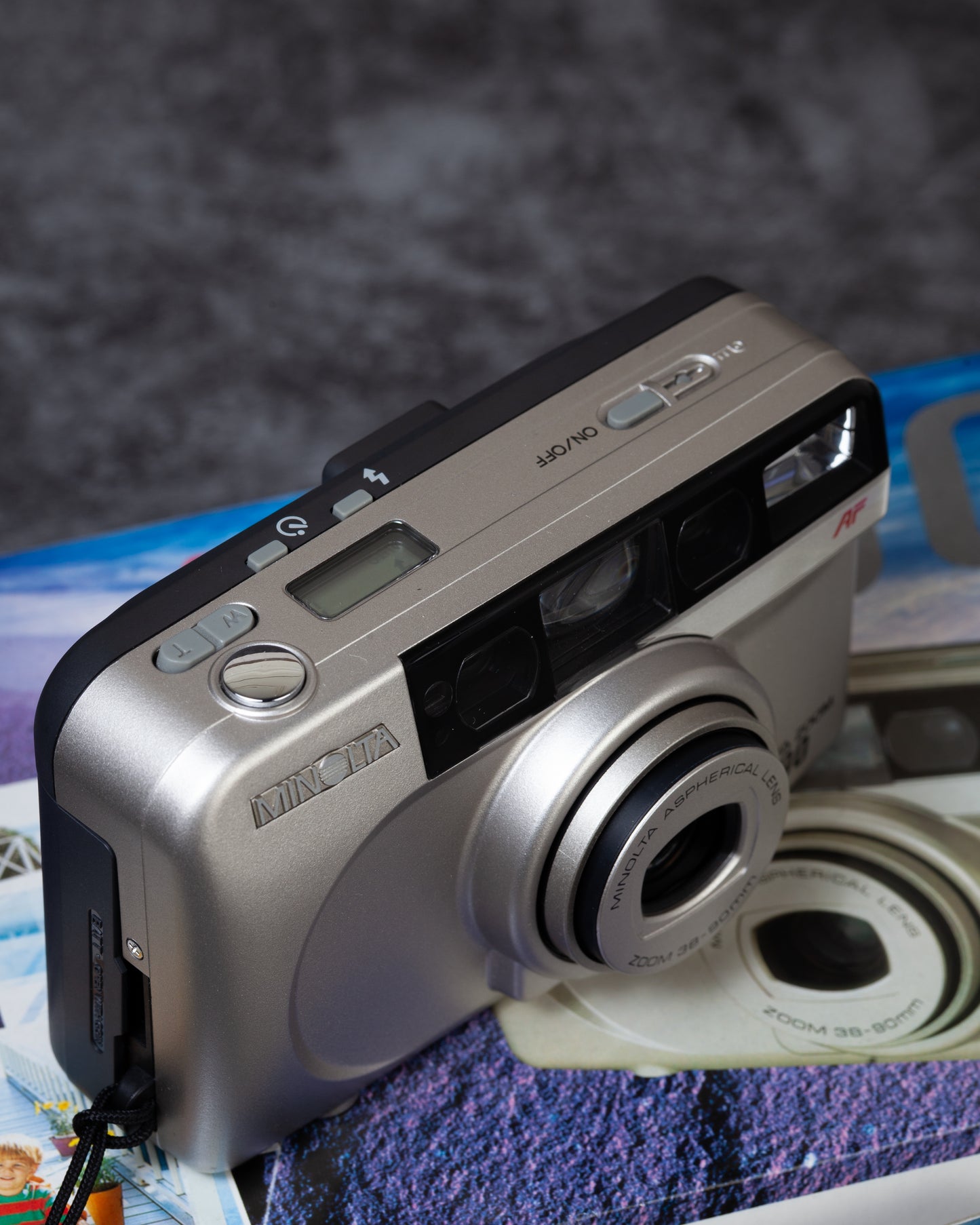 Minolta Riva Zoom 90