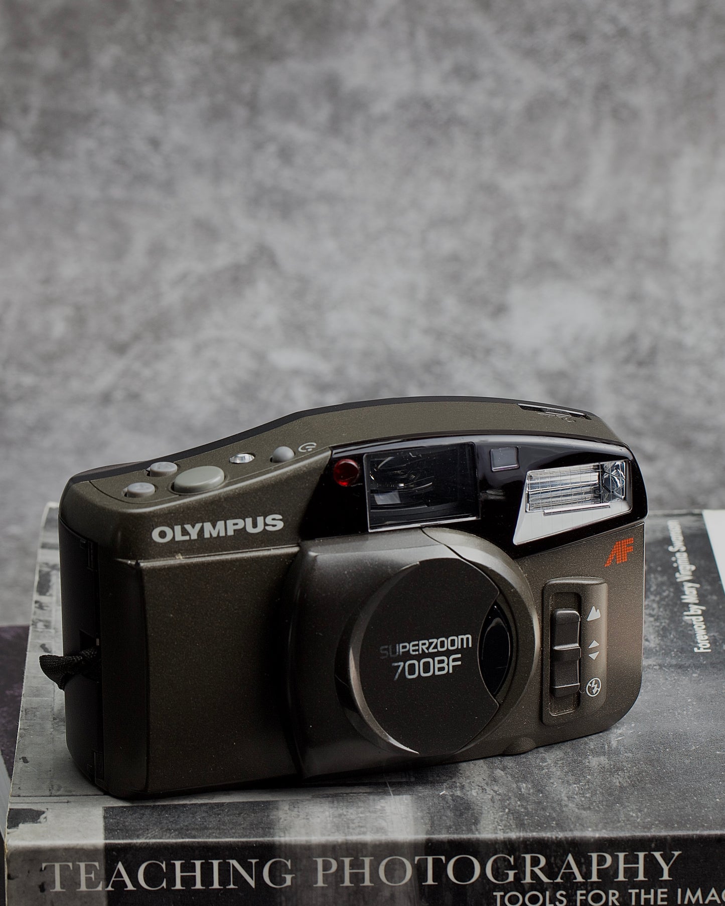 Olympus Superzoom 700BF