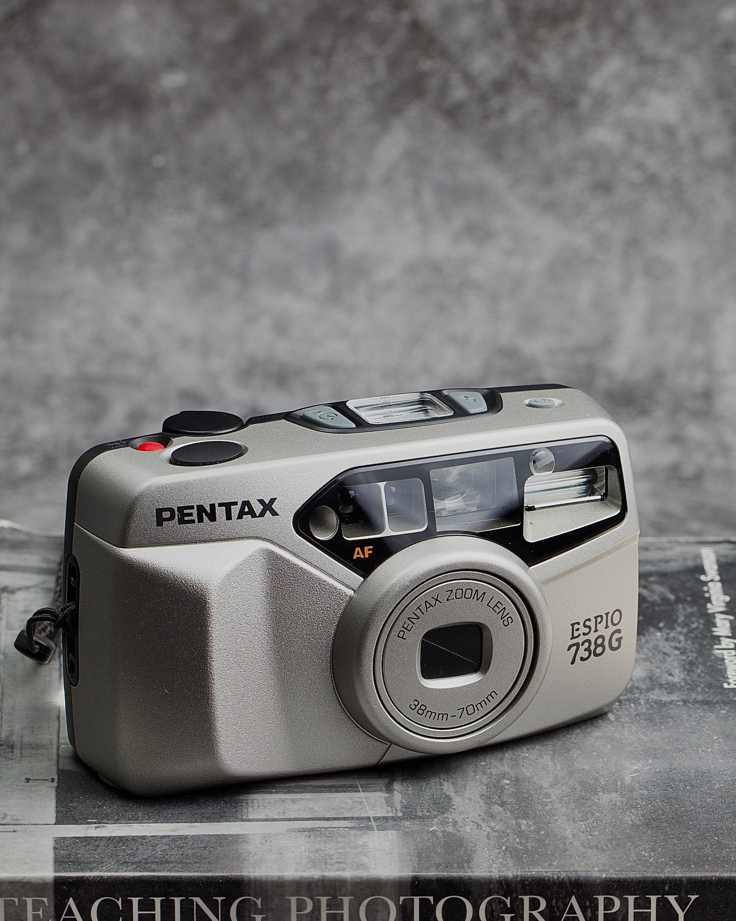 Pentax Espio 738G