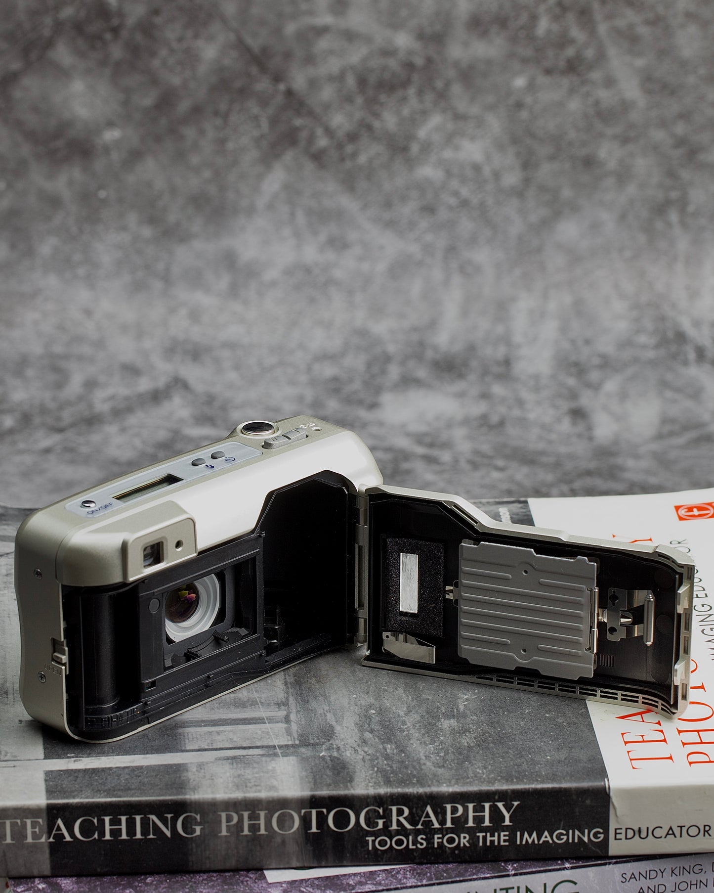 Minolta Riva Zoom 110