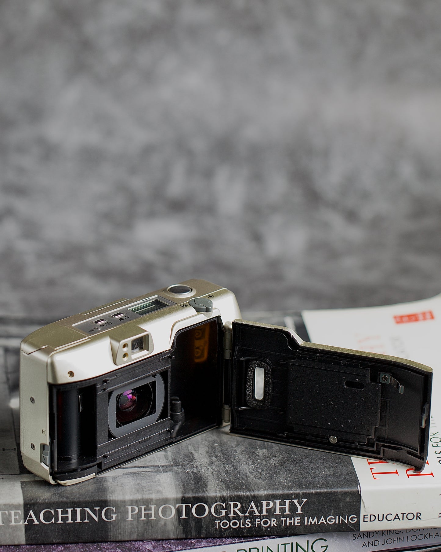 Nikon Lite Touch Zoom 70Ws