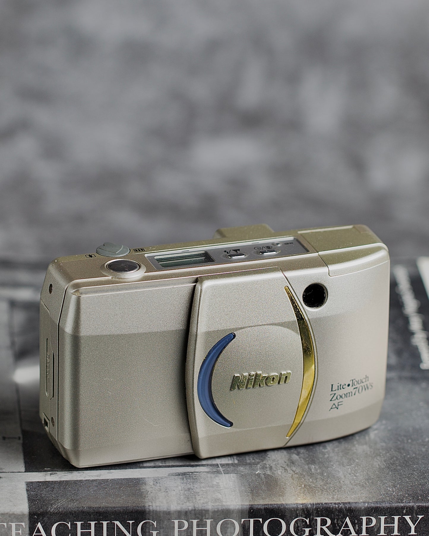 Nikon Lite Touch Zoom 70Ws