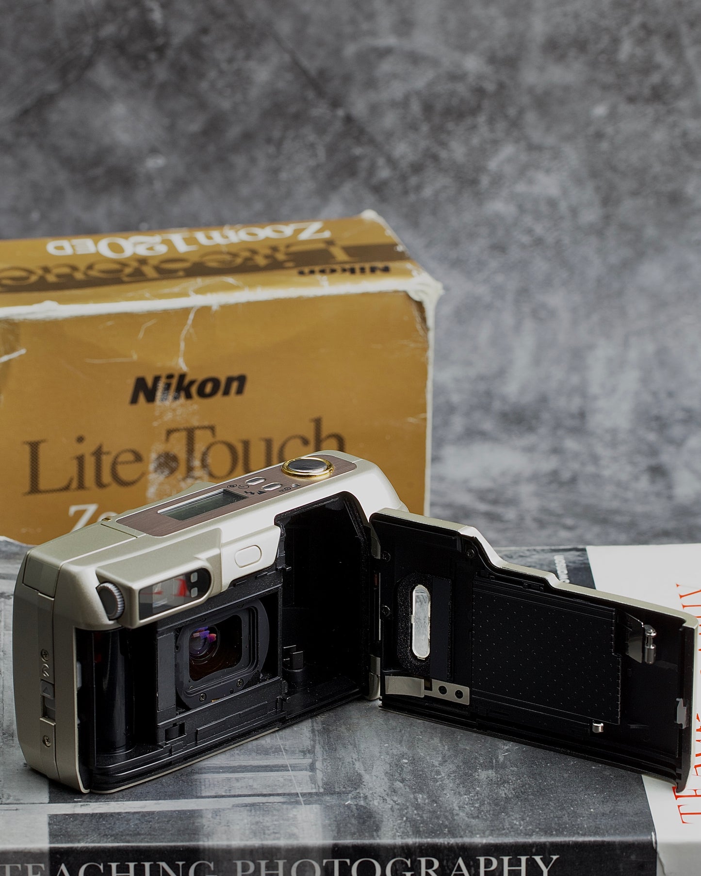 Nikon Lite Touch 120 Zoom ED