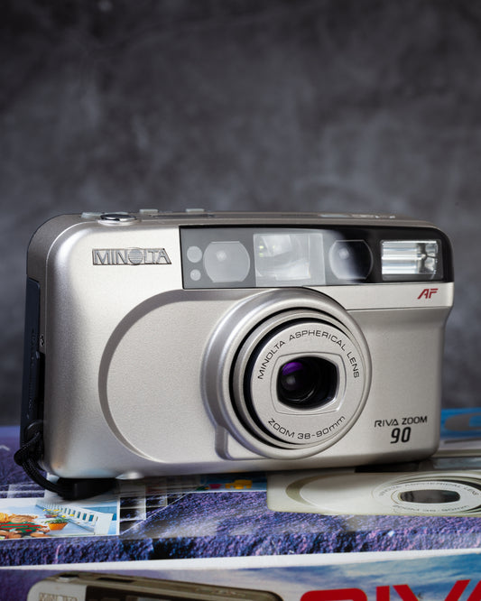 Minolta Riva Zoom 90