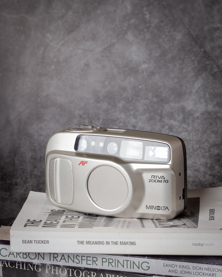 Minolta Riva Zoom 70