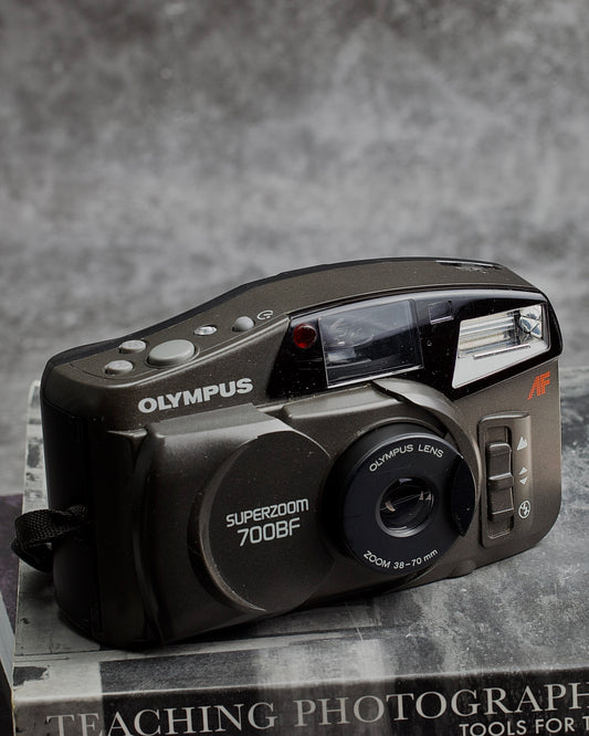Olympus Superzoom 700BF