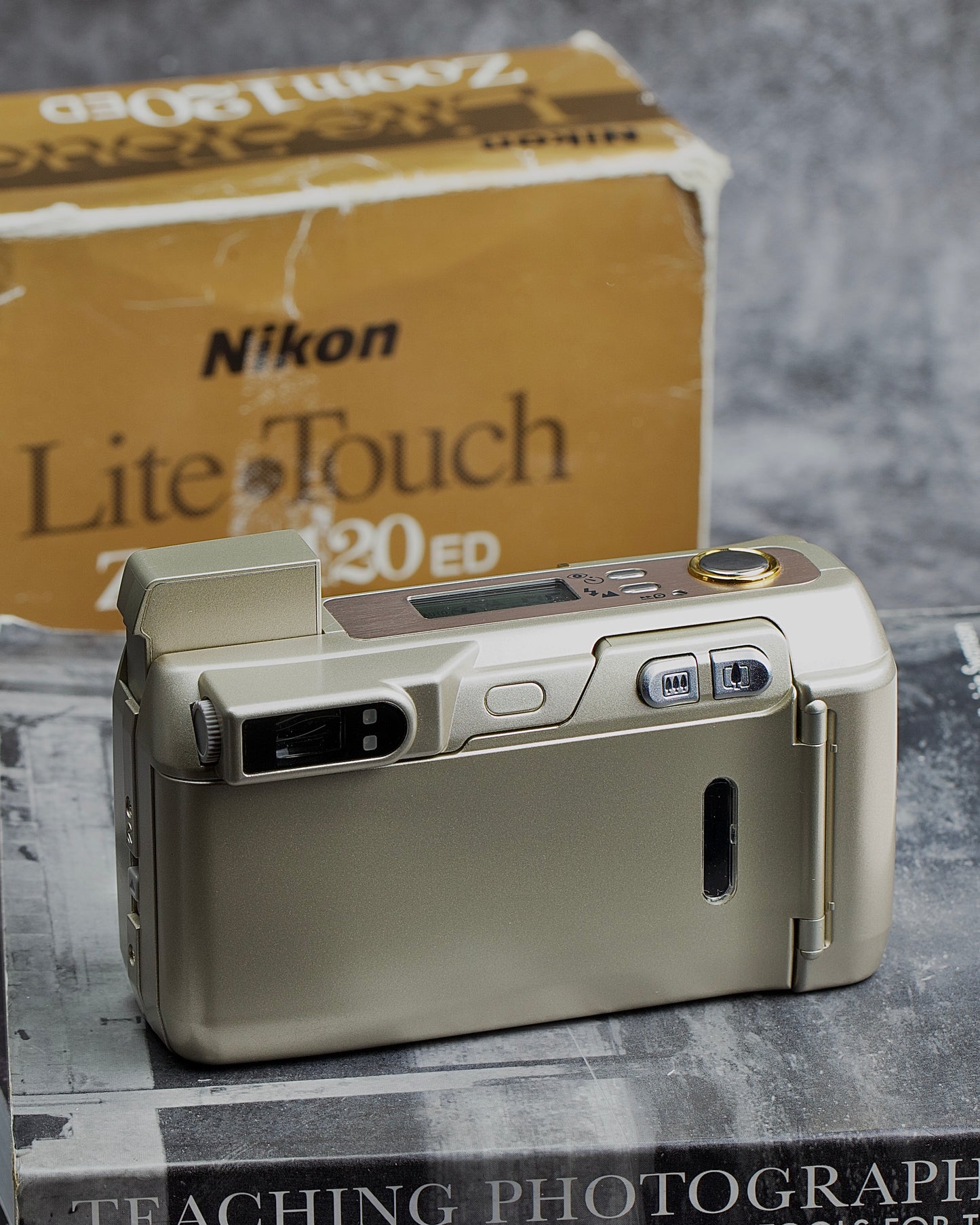 Nikon Lite Touch 120 Zoom ED