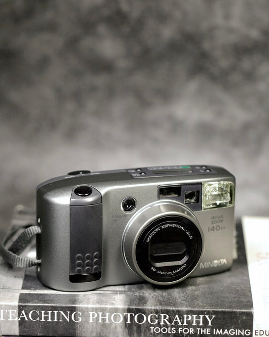Minolta Riva Zoom 140EX