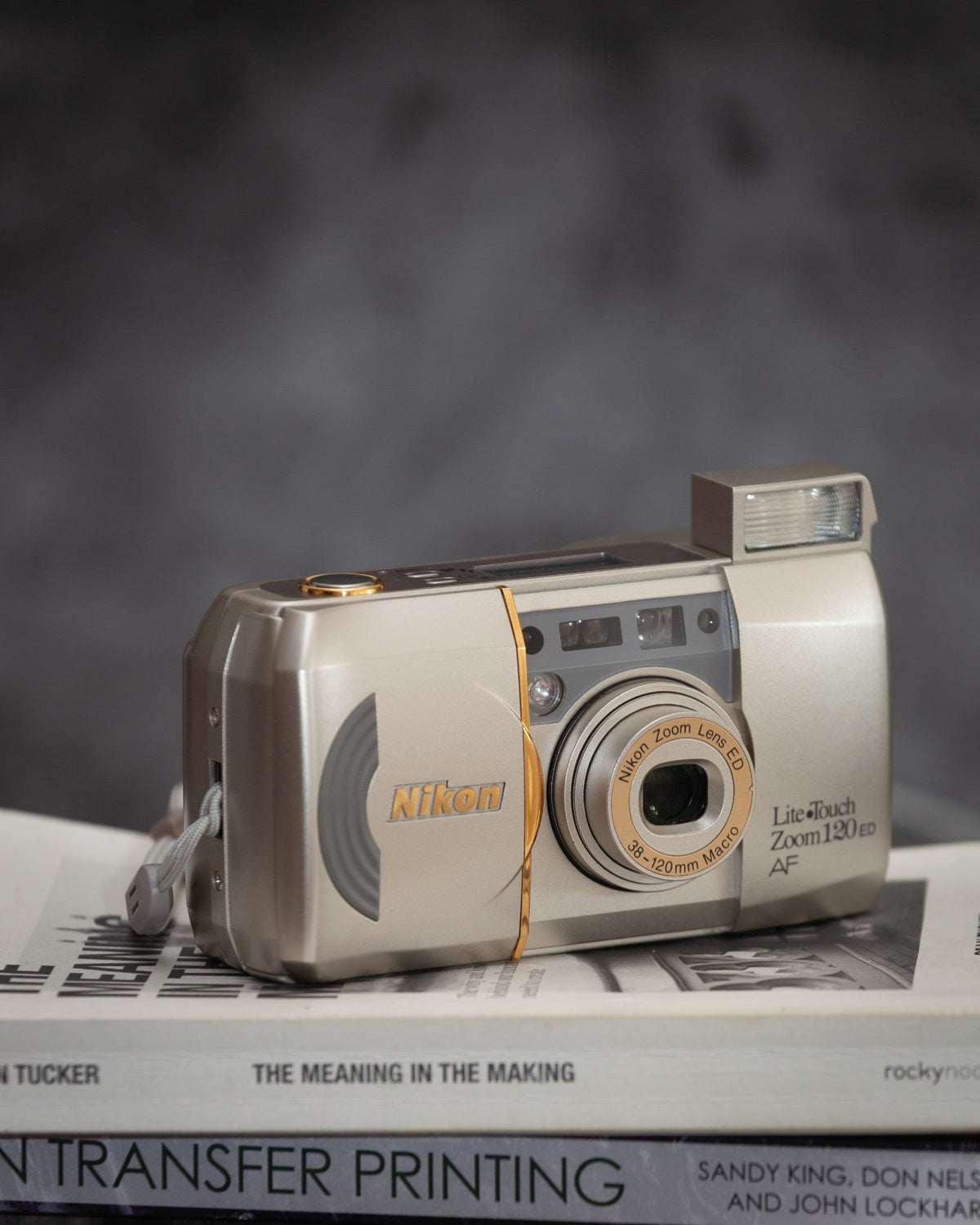 Nikon Lite Touch Zoom 120ED