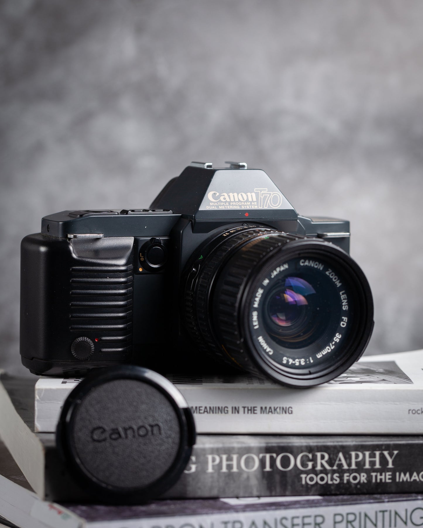 Canon T70