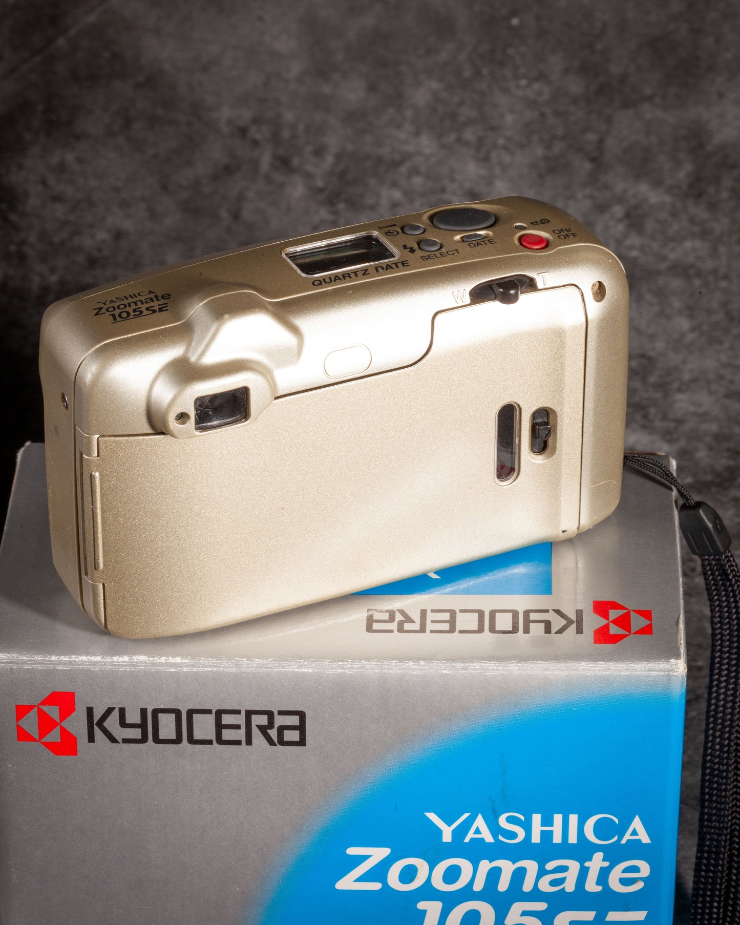 Yashica Zoomate 105SE