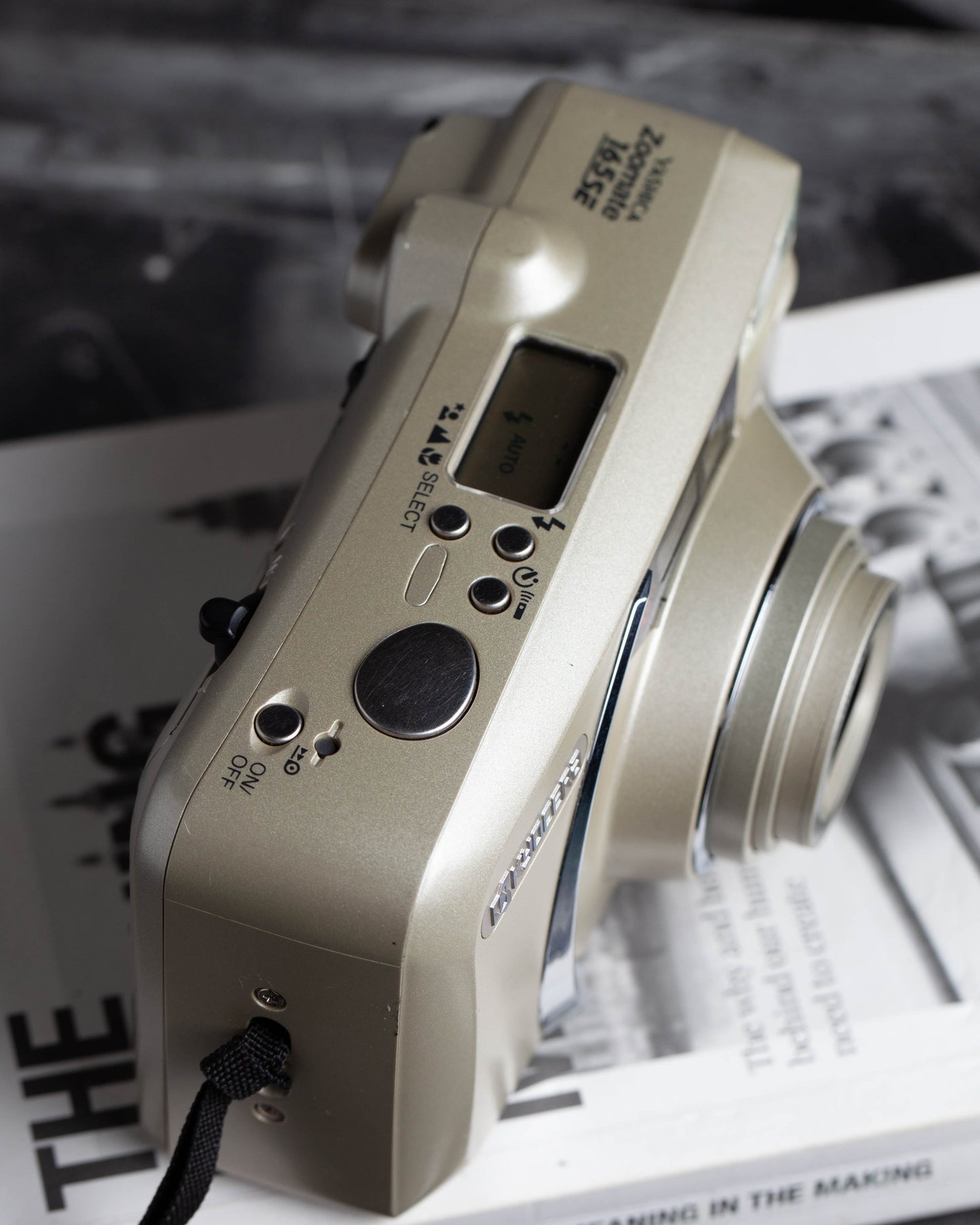 Yashica Zoomate 165 SE