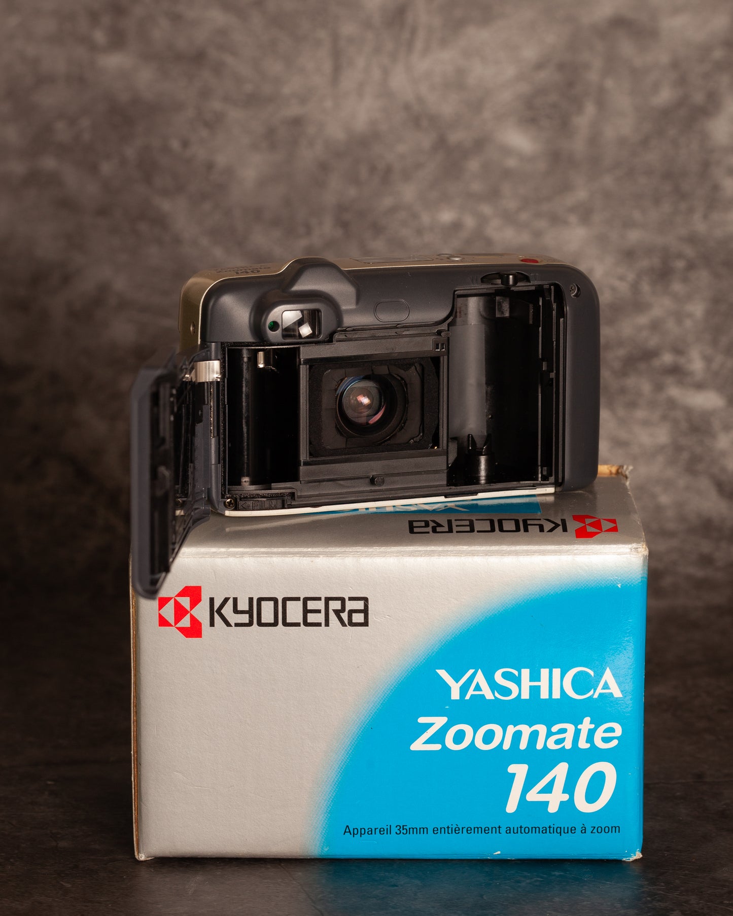 Yashica Kyocera Zoomate 140